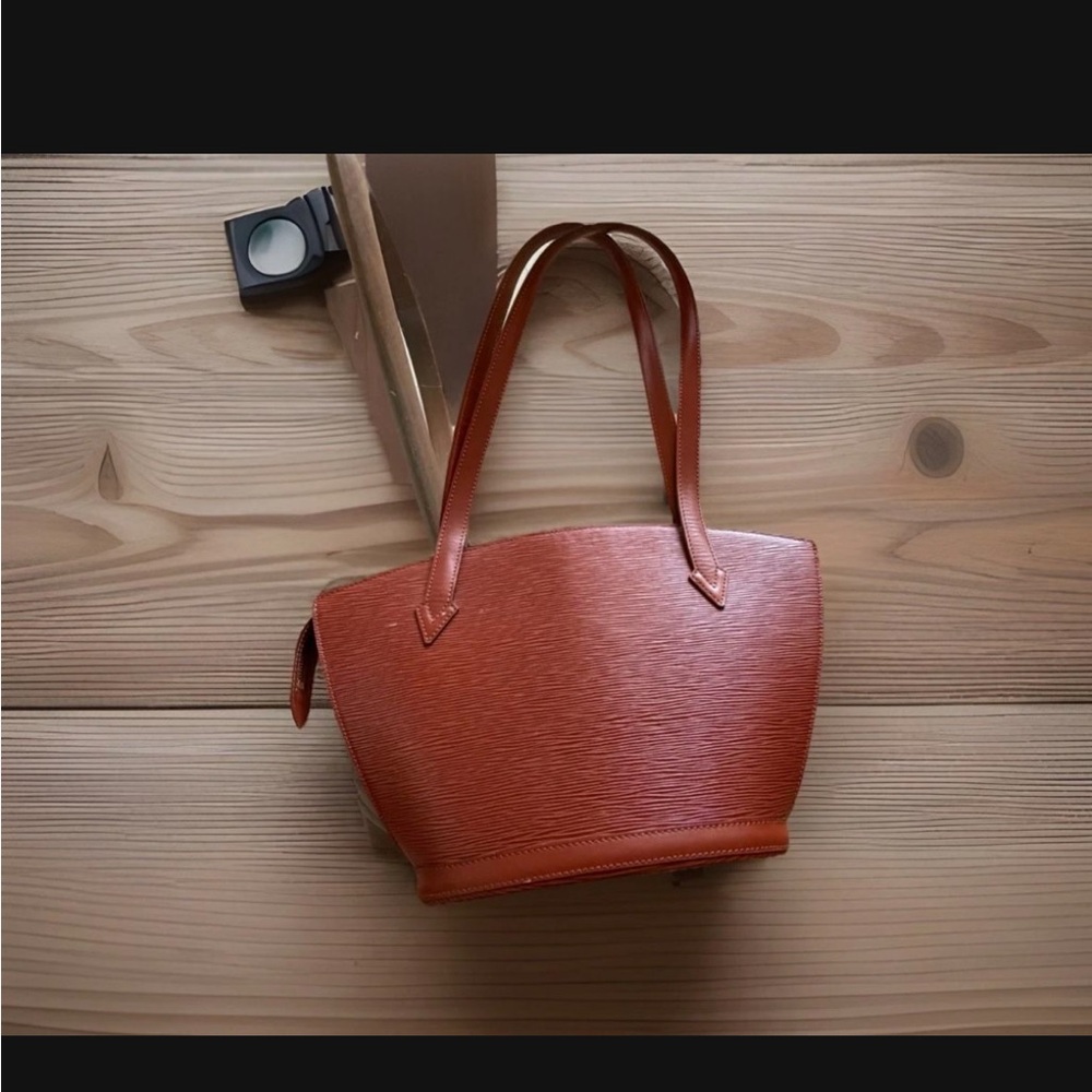 Elegant Brown Leather Tote Bag